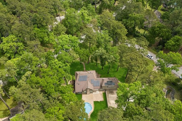 2426 Kings Forest Drive, Kingwood, TX 77339