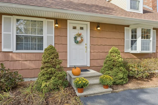 56 Bennett St, Hudson, MA 01749