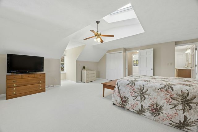 56 Bennett St, Hudson, MA 01749