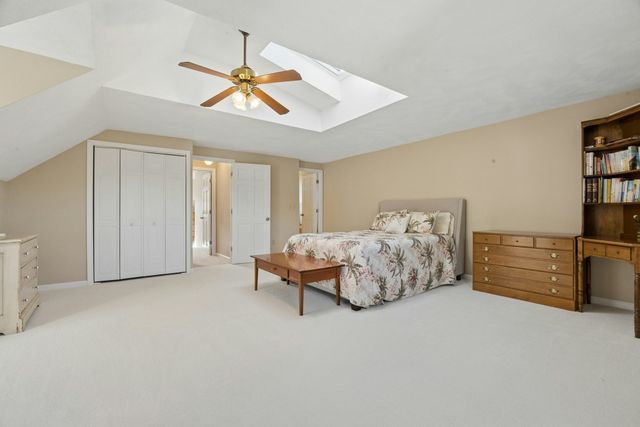 56 Bennett St, Hudson, MA 01749