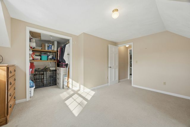 56 Bennett St, Hudson, MA 01749