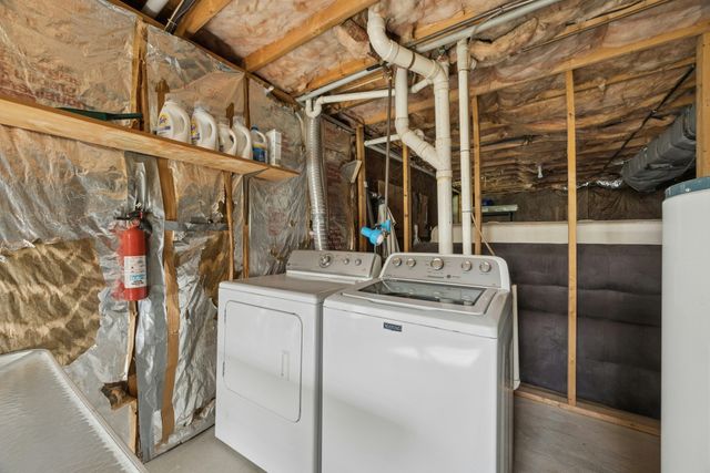 56 Bennett St, Hudson, MA 01749