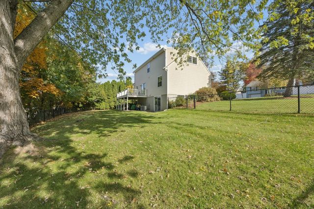 56 Bennett St, Hudson, MA 01749
