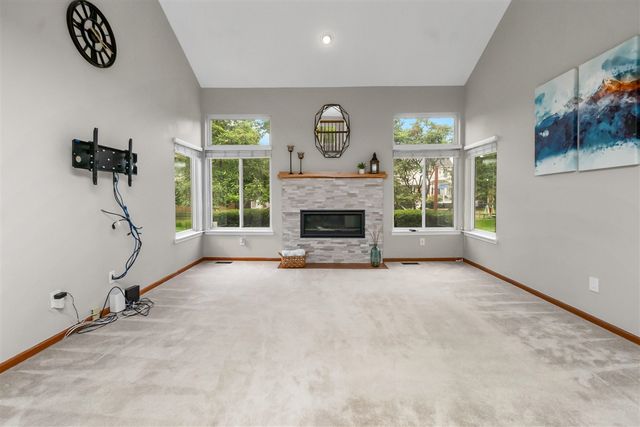 140 Marci Lane, Commerce Twp, MI 48382