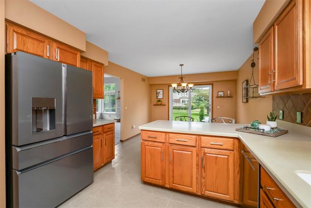 140 Marci Lane, Commerce Twp, MI 48382