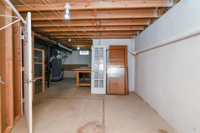 140 Marci Lane, Commerce Twp, MI 48382
