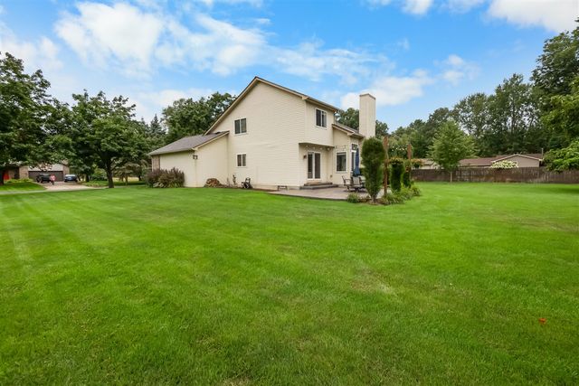 140 Marci Lane, Commerce Twp, MI 48382