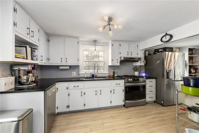 730 Congdon Hill Road, North Kingstown, RI 02874