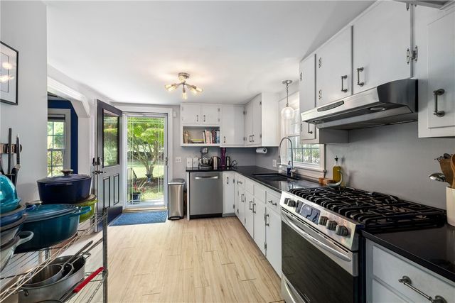 730 Congdon Hill Road, North Kingstown, RI 02874