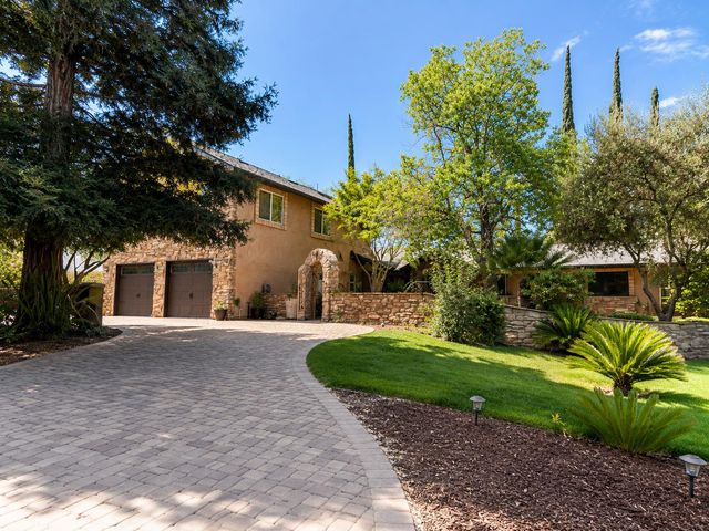 35303 Bonadelle Avenue, Madera, CA 93636
