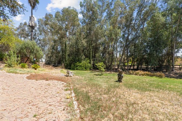 35303 Bonadelle Avenue, Madera, CA 93636