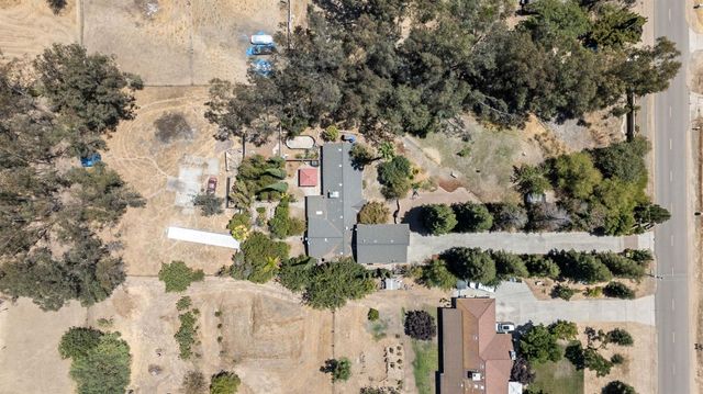 35303 Bonadelle Avenue, Madera, CA 93636