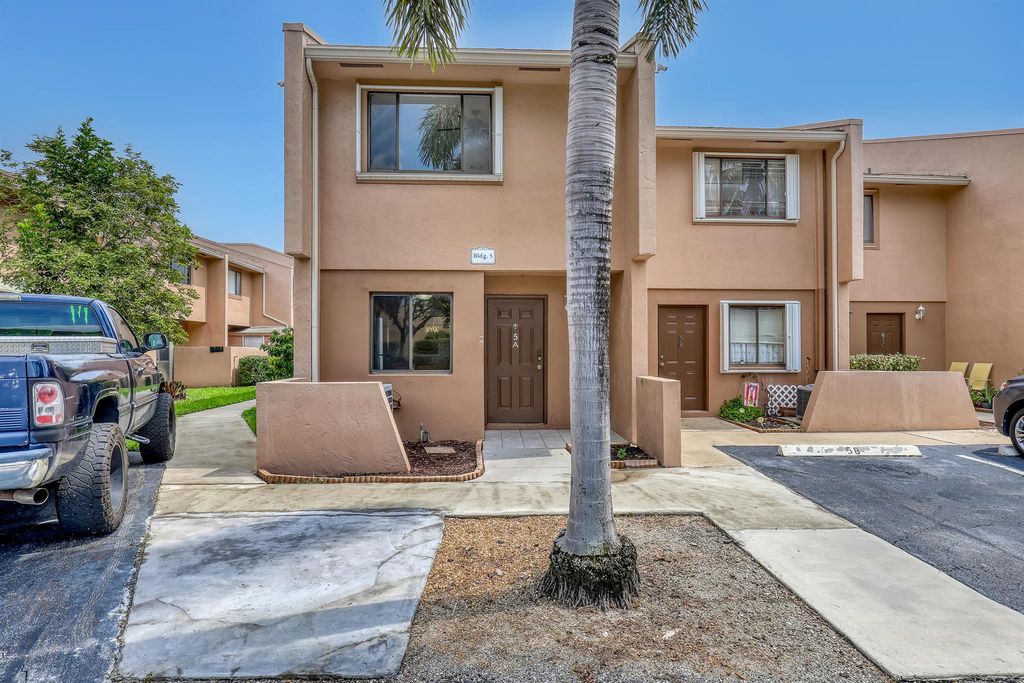139 Sparrow Drive 5a, Royal Palm Beach, FL 33411
