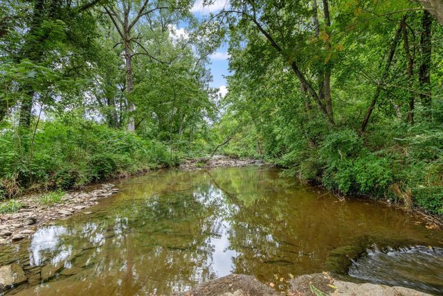 5017 Suter Dr, Nashville, TN 37211