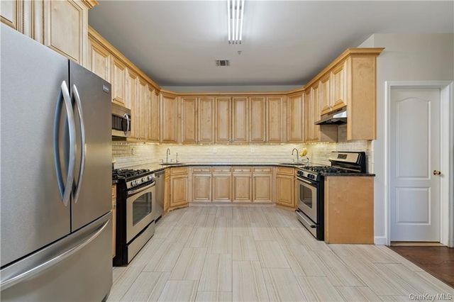 3307 Parkview Drive, Spring Valley, NY 10977