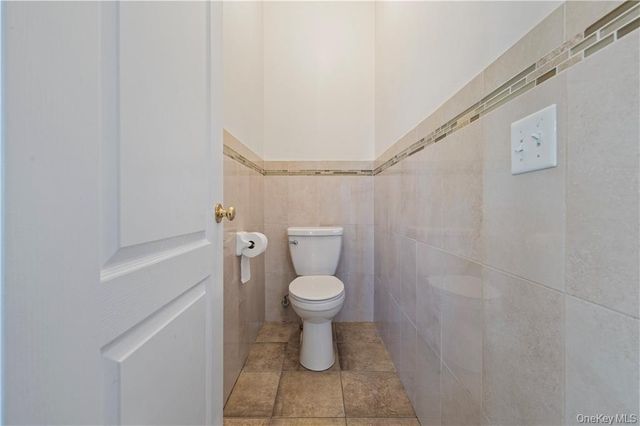 3307 Parkview Drive, Spring Valley, NY 10977