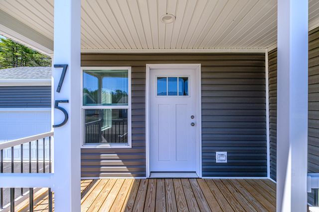 75 Diamondback Drive, Rochester, NH 03868