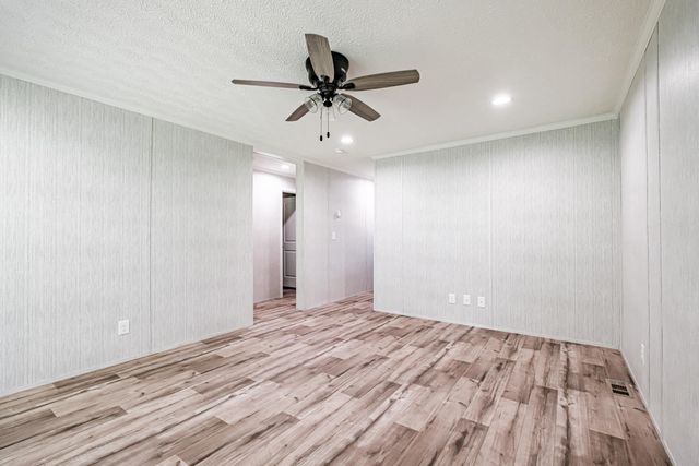 75 Diamondback Drive, Rochester, NH 03868