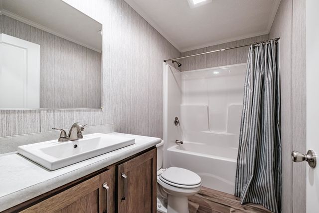 75 Diamondback Drive, Rochester, NH 03868