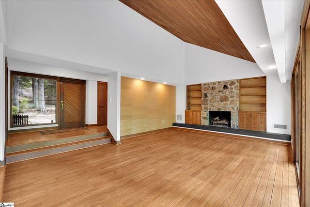 100 Brookside Way, Greenville, SC 29605