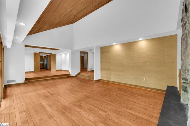 100 Brookside Way, Greenville, SC 29605