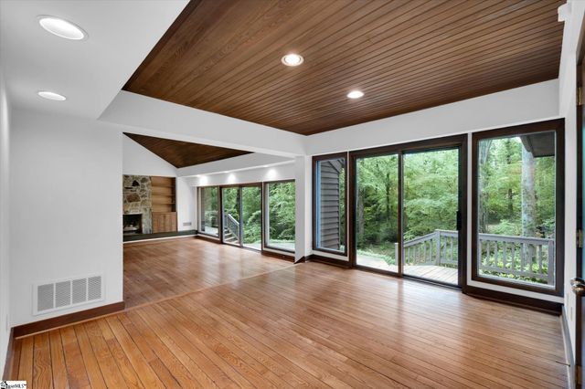 100 Brookside Way, Greenville, SC 29605