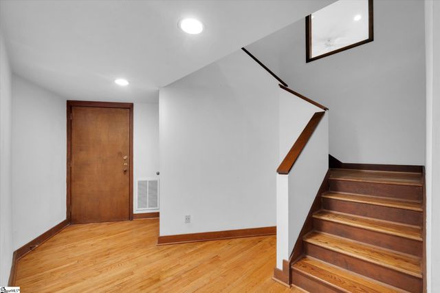 100 Brookside Way, Greenville, SC 29605