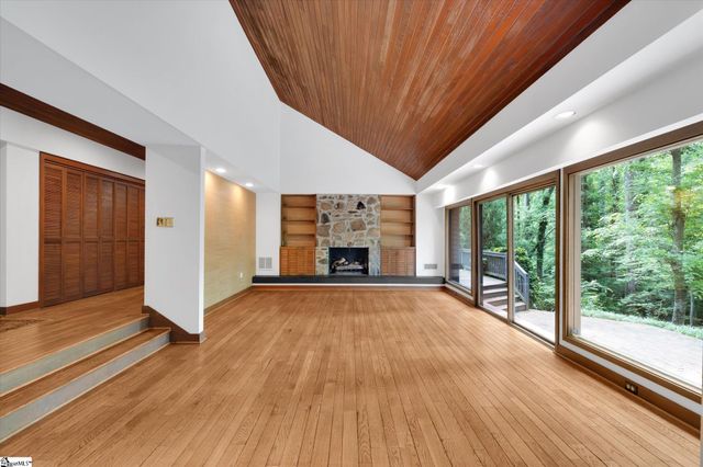 100 Brookside Way, Greenville, SC 29605