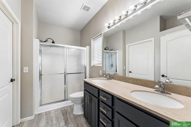6124 S 189th Avenue, Omaha, NE 68135
