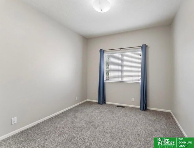 6124 S 189th Avenue, Omaha, NE 68135