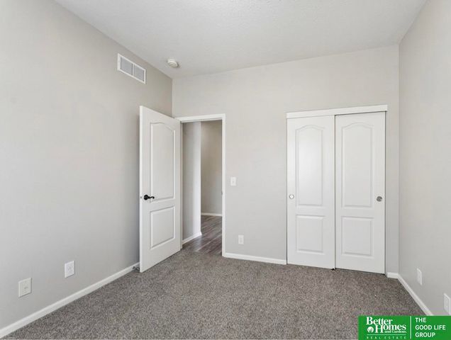 6124 S 189th Avenue, Omaha, NE 68135