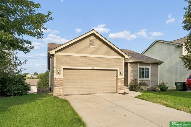 6124 S 189th Avenue, Omaha, NE 68135