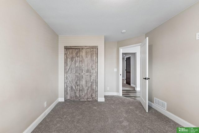 6124 S 189th Avenue, Omaha, NE 68135