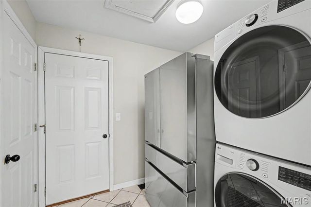 2417 S Lakeridge Court 14, Lake St Louis, MO 63367
