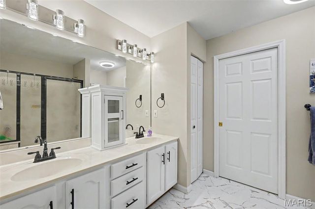 2417 S Lakeridge Court 14, Lake St Louis, MO 63367