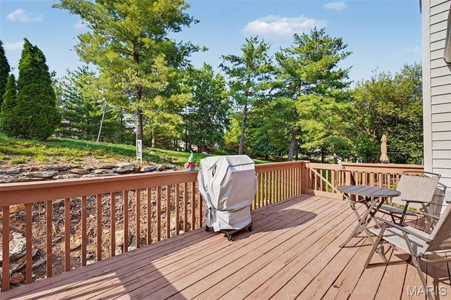 2417 S Lakeridge Court 14, Lake St Louis, MO 63367