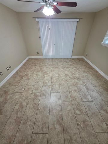 10555 Turtlewood Court 1206, Houston, TX 77072