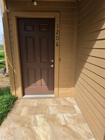 10555 Turtlewood Court 1206, Houston, TX 77072