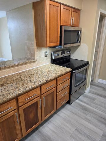 10555 Turtlewood Court 1206, Houston, TX 77072