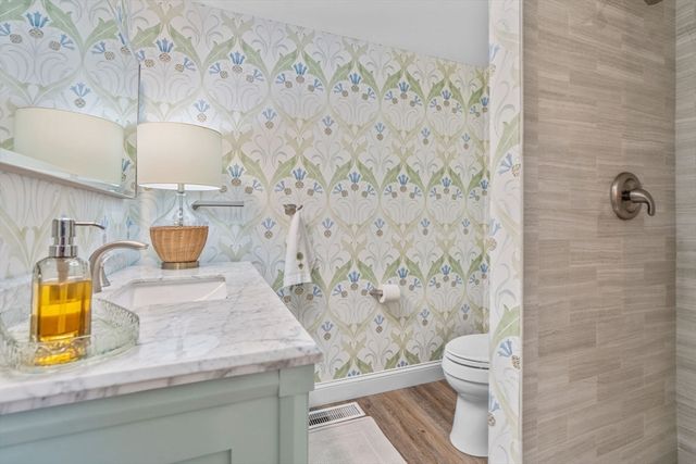 16 Bosun's Lane, Mashpee, MA 02649