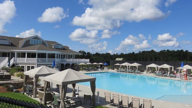 16 Bosun's Lane, Mashpee, MA 02649