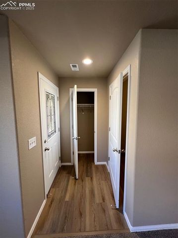 1729 Sandtoft Heights, Colorado Springs, CO 80951