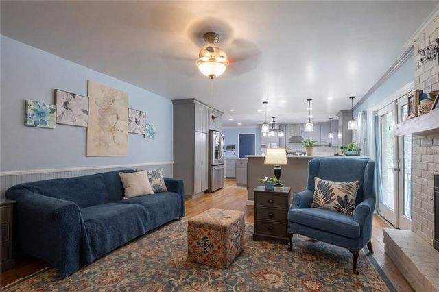 650 Riverside Road, Roswell, GA 30075