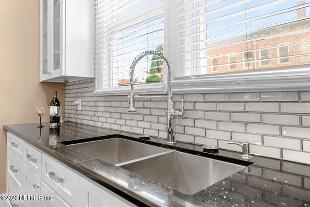 231 W 6TH Street, Jacksonville, FL 32206