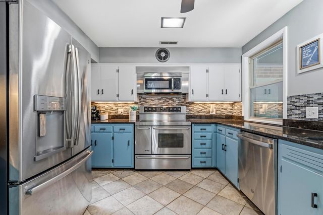 2781 Stratford Drive, Upper Arlington, OH 43220