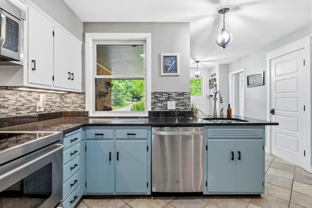 2781 Stratford Drive, Upper Arlington, OH 43220