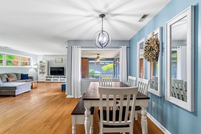 2781 Stratford Drive, Upper Arlington, OH 43220
