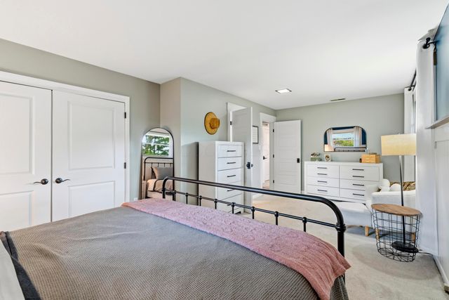 2781 Stratford Drive, Upper Arlington, OH 43220
