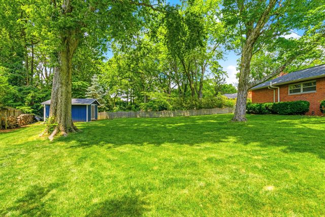 2781 Stratford Drive, Upper Arlington, OH 43220