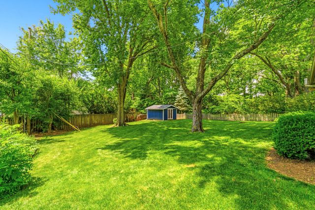 2781 Stratford Drive, Upper Arlington, OH 43220